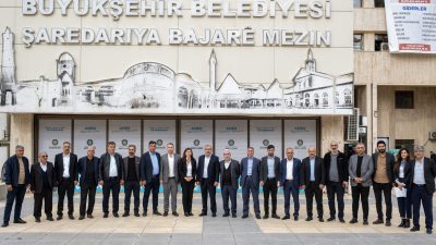 Diyarbakır Büyükşehir Belediyesi Eşbaşkanı Serra Bucak, Sur ilçesinde görev yapan