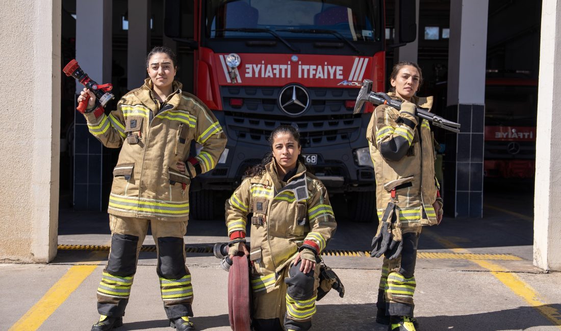 Toplu ulaşımda kadın sürücü uygulamasını yaygınlaştıran DBB, şimdi de İtfaiye