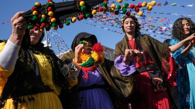 Diyarbakır Büyükşehir Belediyesi Eşbaşkanı Serra Bucak, kadınların örgütlü mücadelesinin özgür