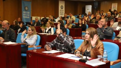 Diyarbakır Büyükşehir Belediye Meclisi, kanser hastaları ile bedensel engelli yurttaşların