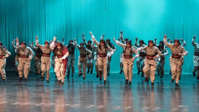 Diyarbakır Büyükşehir Belediyesi Şehir Tiyatrosu (DBŞT), “Barış için diyalog” temasıyla