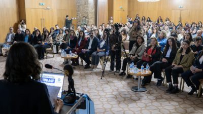 Diyarbakır Büyükşehir Belediyesi, kadınların kentte karşılaştığı riskleri haritalayan, veri temelli