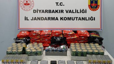 Diyarbakır ve ilçelerinde yapılan operasyonlarda, uyuşturucu tacirlerine ve kaçakçılara darbe