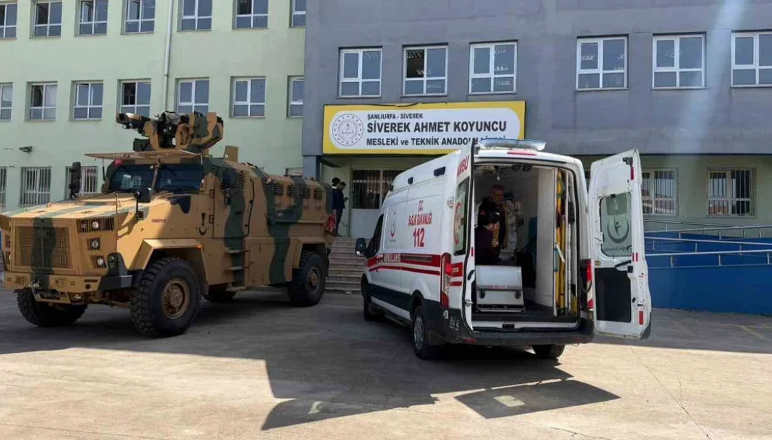 Şanlıurfa’nın Siverek ilçesinde bir liseye düzenlenen silahlı saldırıda 16 kişinin