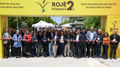 Diyarbakır'ın Ergani ilçesinde 2'ncisi düzenlenen 'Ergani kitap  günleri' törenle