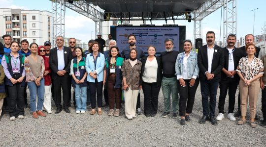 Diyarbakır Büyükşehir Belediyesi Eşbaşkanları Serra Bucak ve Doğan Hatun’un katılımıyla