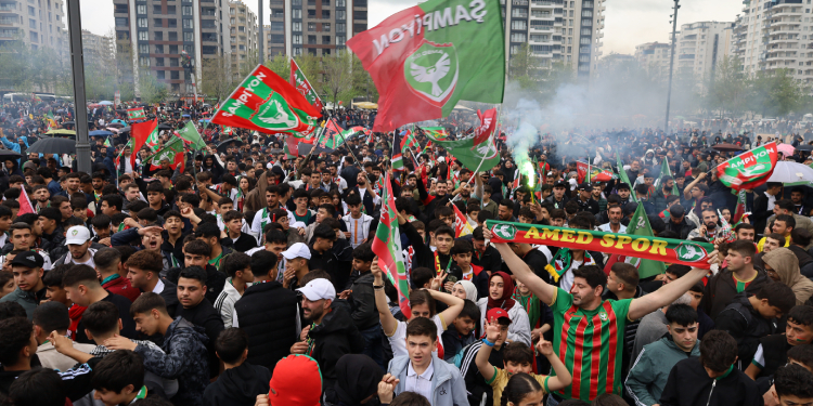 Amedspor'un Süper Lige yükselmesi, başta Diyarbakır olmak üzere bölgenin çoğu