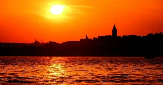 Pasifik Okyanusu’nda etkisini hızla artıran El Nino hava olayının, sonbahar