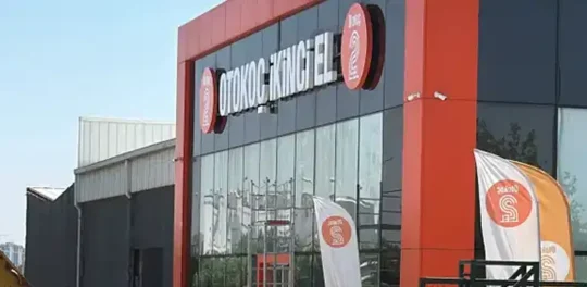 Diyarbakır’da Koç Holding’e yönelik saldırı zincirine bir yenisi daha eklendi.