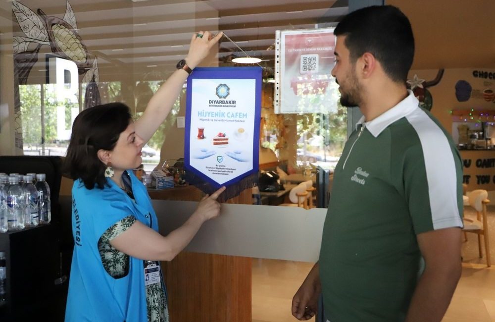 Diyarbakır Büyükşehir Belediyesi, yurttaşların sağlıklı, güvenilir ve kaliteli hizmet sunan
