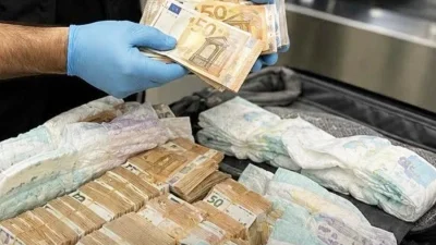 Antalya Havalimanı’nda Gümrük Muhafaza ekiplerinin gerçekleştirdiği operasyonda, Fransa’dan gelen bir