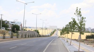 Diyarbakır Büyükşehir Belediyesi, kentin en önemli giriş ve ulaşım akslarından