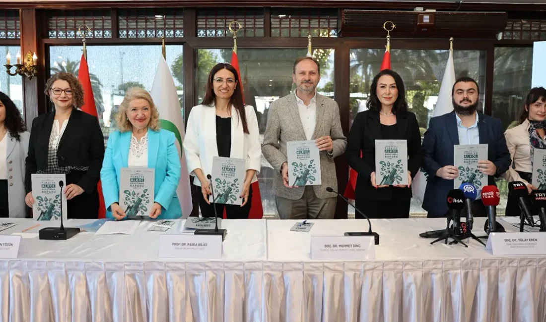 Türkiye Yeşilay Cemiyeti, bağımlılıklarla mücadele alanında yürüttüğü bilimsel çalışmalara bir